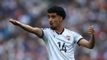 سخروا مني لأن والدي باكستاني ، لاعب العراق زيدان إقبال يوجه رسالة لجماهير الكويت سخروا مني لأن والدي باكستاني ، لاعب العراق زيدان إقبال يوجه رسالة لجماهير الكويت
