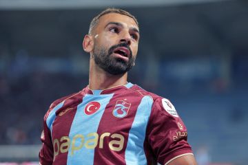 صلاح يبني محفظة استثمارية ضخمة في بريطانيا