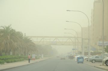 طقس اليوم.. حار وغبار على المناطق المكشوفة