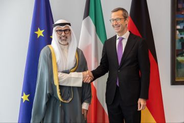 وزير الخارجية بحث مع مسؤول ألماني التطورات الإقليمية وسبل خفض التصعيد وزير الخارجية بحث مع مسؤول ألماني التطورات الإقليمية وسبل خفض التصعيد