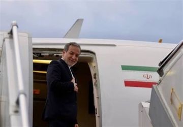 عراقجي يغادر طهران إلى نيويورك ويتوقف في قطر عراقجي يغادر طهران إلى نيويورك ويتوقف في قطر