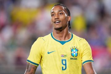 جواو بيدرو يغيب عن وديتي البرازيل أمام أستراليا والهند بسبب الإصابة جواو بيدرو يغيب عن وديتي البرازيل أمام أستراليا والهند بسبب الإصابة