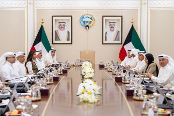 مجلس الوزراء يعقد اجتماعا برئاسة رئيس الوزراء بالإنابة مجلس الوزراء يعقد اجتماعا برئاسة رئيس الوزراء بالإنابة