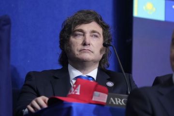 الأرجنتين تهدد بفرض عقوبات على مشاريع نفطية قرب جزر فوكلاند الأرجنتين تهدد بفرض عقوبات على مشاريع نفطية قرب جزر فوكلاند