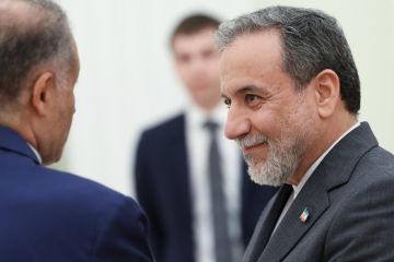 عراقجي: نقلنا إلى الولايات المتحدة عبر قطر خطة 7 أيام عراقجي: نقلنا إلى الولايات المتحدة عبر قطر خطة 7 أيام