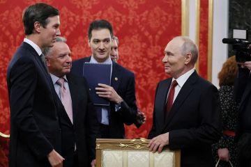 بوتين يختتم لقاء مطولا مع مبعوثي ترامب.. ويتوجهان إلى كييف بوتين يختتم لقاء مطولا مع مبعوثي ترامب.. ويتوجهان إلى كييف