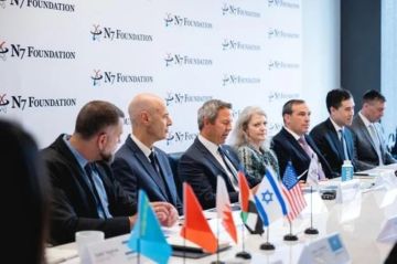 دول الاتفاقيات الإبراهيمية تعقد اجتماعها الأول منذ 7 أكتوبر 2023 دول الاتفاقيات الإبراهيمية تعقد اجتماعها الأول منذ 7 أكتوبر 2023