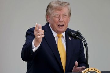 ترامب يعين آدم تيلي وزيرا للجيش الأميركي بالوكالة ترامب يعين آدم تيلي وزيرا للجيش الأميركي بالوكالة