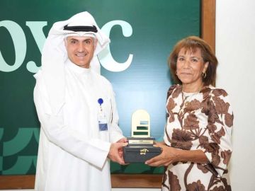 لوياك والجامعة المفتوحة: مذكرة تفاهم لتعزيز تمكين الشباب لوياك والجامعة المفتوحة: مذكرة تفاهم لتعزيز تمكين الشباب