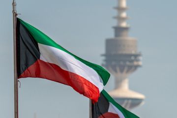 الكويت تدين وتستنكر بشدة الاعتداءات الإيرانية بالصواريخ والطائرات المسيرة الكويت تدين وتستنكر بشدة الاعتداءات الإيرانية بالصواريخ والطائرات المسيرة