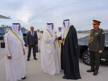 سمو ولي العهد يغادر زيورخ بعد زيارة رسمية إلى الاتحاد السويسري سمو ولي العهد يغادر زيورخ بعد زيارة رسمية إلى الاتحاد السويسري