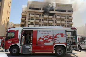 الإطفاء : السيطرة على حريق شقة في ميدان حولي.. دون إصابات الإطفاء : السيطرة على حريق شقة في ميدان حولي.. دون إصابات