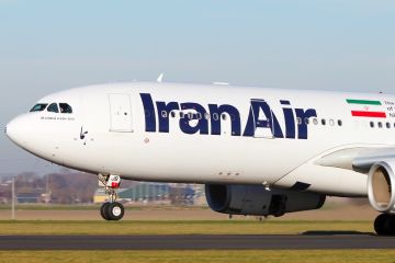 العراق يعلق الرحلات الجوية مع إيران بدءا من الثلاثاء العراق يعلق الرحلات الجوية مع إيران بدءا من الثلاثاء