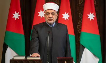 وزير الأوقاف الأردني: التبرع بالأعضاء بعد الوفاة صدقة جارية وزير الأوقاف الأردني: التبرع بالأعضاء بعد الوفاة صدقة جارية