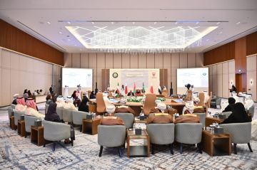 العوضي يبحث مع نظرائه الخليجيين تطوير المبادرات والبرامج المشتركة لدعم التكامل العوضي يبحث مع نظرائه الخليجيين تطوير المبادرات والبرامج المشتركة لدعم التكامل