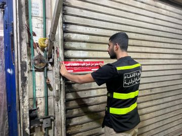 الإطفاء تغلق وتنذر بالغلق 28 منشأة في الشويخ الصناعية الإطفاء تغلق وتنذر بالغلق 28 منشأة في الشويخ الصناعية