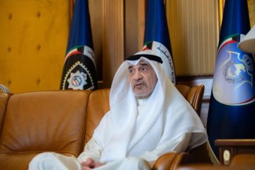 اليوسف يفوض العثمان والمزيد والبصيلي بالتوقيع على جوازات مادة 17 وشهادات الجنسية اليوسف يفوض العثمان والمزيد والبصيلي بالتوقيع على جوازات مادة 17 وشهادات الجنسية