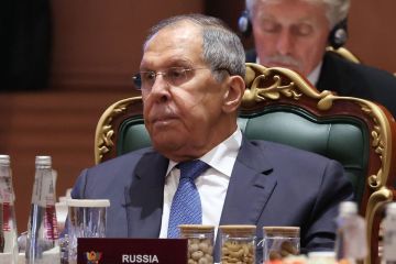 لافروف: روسيا منفتحة على المحادثات وترفض وقف إطلاق النار مع أوكرانيا