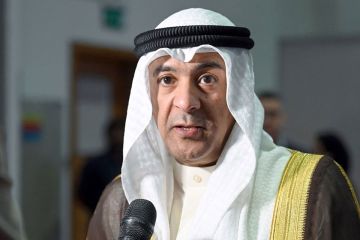 أمين مجلس التعاون يدين استمرار اعتداءات الحوثيين على السعودية أمين مجلس التعاون يدين استمرار اعتداءات الحوثيين على السعودية
