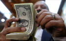 تحويلات المصريين بالخارج ترتفع إلى 29.7 مليار دولار خلال 7 أشهر