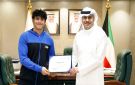 الجلاهمة يكرم عددا من الشباب الكويتي الذين حققوا إنجازات بمختلف المجالات الرياضية والعلمية