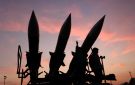 طهران: تصعيد هجماتنا على السفن العسكرية الأميركية إذا واصلت واشنطن حصارها البحري