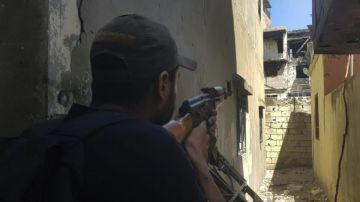 بعد مقتل إيليو... قرار بإنهاء الحالة الأمنية في المخيم؟