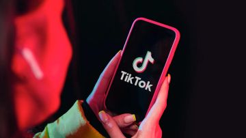 تيك توك من جديد: هكذا تحمون أنفسكم من الابتزاز!