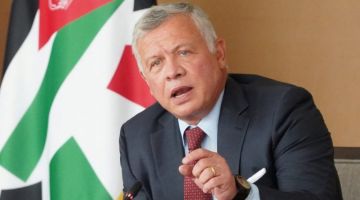 العاهل الأردني: لا يمكن فرض السلام على غزة بالقوة العاهل الأردني: لا يمكن فرض السلام على غزة بالقوة