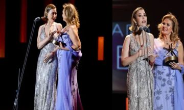 بالفيديو: منة شلبي تتعرض لموقف محرج على المسرح بالفيديو: منة شلبي تتعرض لموقف محرج على المسرح