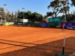 ربع النهائي لدورة نادي الغولف في التنس للمخضرمين