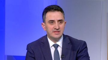 الحاج: صوت الاغتراب أقوى من محاولات الإلغاء والمشاركة بجلسة الغد تواطؤ على خرق الدستور الحاج: صوت الاغتراب أقوى من محاولات الإلغاء والمشاركة بجلسة الغد تواطؤ على خرق الدستور
