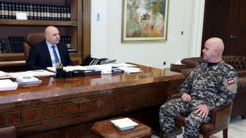 الرئيس عون استقبل سلامة واللواء لاوندوس الرئيس عون استقبل سلامة واللواء لاوندوس