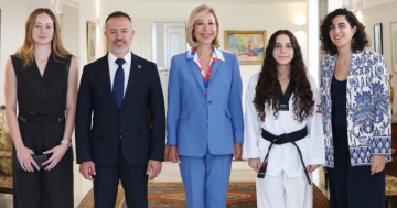 السيدة الأولى تستقبل وفد اتحاد التايكواندو اللبناني