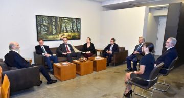 جعجع استقبل القائم بالأعمال الأميركي