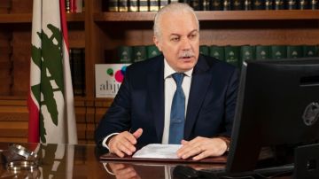 القاضي عبود استقبل وفدا قضائيا فرنسيا والبحث تناول ملفات الفساد وانفجار المرفأ القاضي عبود استقبل وفدا قضائيا فرنسيا والبحث تناول ملفات الفساد وانفجار المرفأ