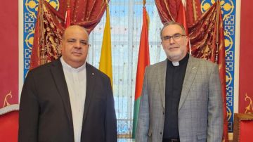 المطران ابراهيم استقبل الرئيس العام للرهبانية المخلصية المطران ابراهيم استقبل الرئيس العام للرهبانية المخلصية