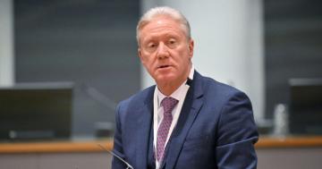 بعد وسام فجر الجرود .. رجي يطالب بوسام حصرية السلاح !