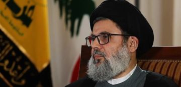 صورة نادرة لهاشم صفي الدين.. تناقلها الناشطون بكثافة صورة نادرة لهاشم صفي الدين.. تناقلها الناشطون بكثافة