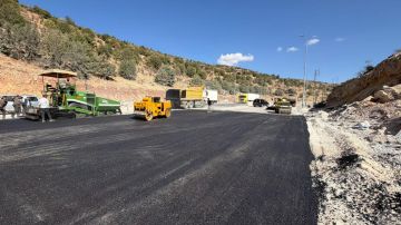 الأشغال أنجزت تأهيل طريق كوع الصليب المصنع الأشغال أنجزت تأهيل طريق كوع الصليب المصنع