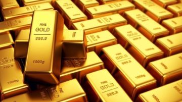 الذهب يواصل الانخفاض كم بلغ سعر الأونصة؟ الذهب يواصل الانخفاض كم بلغ سعر الأونصة؟