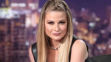 عادت إلى أحضان شركته.. باميلا الكيك تعانق جمال سنان وتصبح من نجمات رمضان 2026 (فيديو)