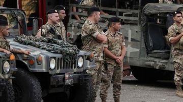 مصادرة معدات عسكرية.. وإقفال محال بالشمع الأحمر! مصادرة معدات عسكرية.. وإقفال محال بالشمع الأحمر!