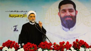 حزب الله يحيي الاحتفال التكريمي للشهيد محمد عربية في بلدة القليلة ومواقف للشيخ خليل رزق  حزب الله يحيي الاحتفال التكريمي للشهيد محمد عربية في بلدة القليلة ومواقف للشيخ خليل رزق