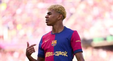 بصورة مثيرة.. كنتاكي تسخر من لامين جمال