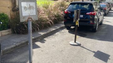 بلدية بيروت تواصل حملة إزالة التعديات عن الأملاك العامة في عدد من أحياء العاصمة بلدية بيروت تواصل حملة إزالة التعديات عن الأملاك العامة في عدد من أحياء العاصمة