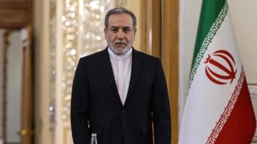 عراقجي: لا مفاوضات مع واشنطن بسبب مطالبها غير المعقولة عراقجي: لا مفاوضات مع واشنطن بسبب مطالبها غير المعقولة