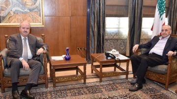 بري التقى جابر وتابع مع زواره الاوضاع العامة