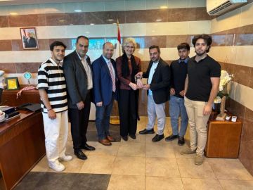 كرامي تكرم طلابا مبدعين وتثني على فوز ثانويات رسمية بجوائز دولية