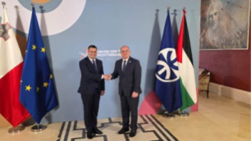 وزبر العمل محمد حيدر: من مالطا الى الدوحة للمشاركة في مؤتمر وزراء الدول الإسلامية وزبر العمل محمد حيدر: من مالطا الى الدوحة للمشاركة في مؤتمر وزراء الدول الإسلامية